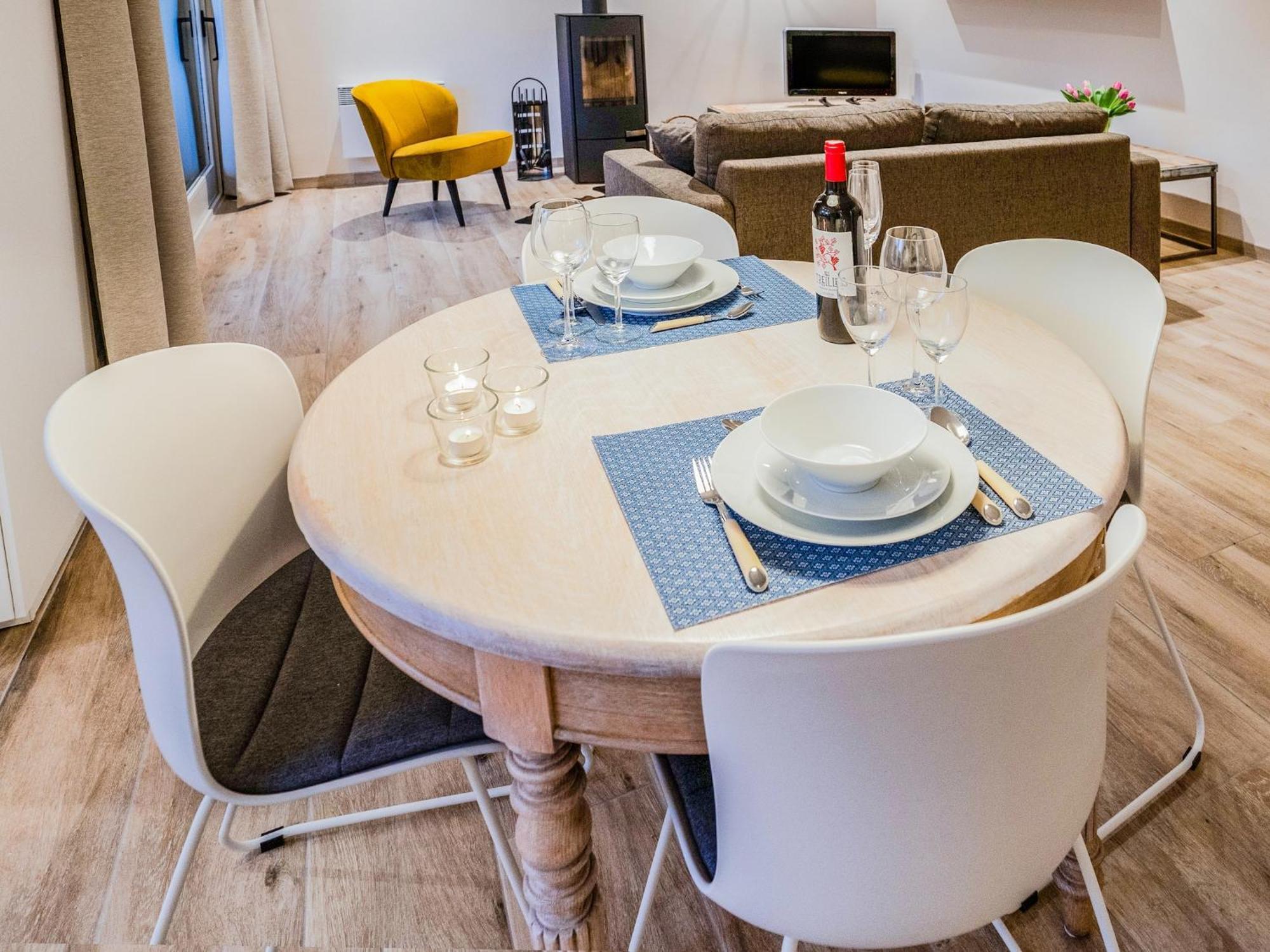 Alluring Holiday Home In Gros Fays With Garden Eksteriør bilde