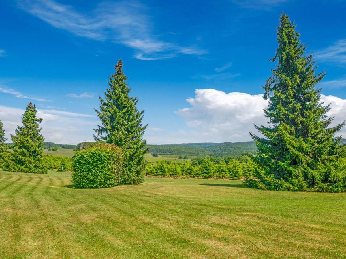 Alluring Holiday Home In Gros Fays With Garden Eksteriør bilde