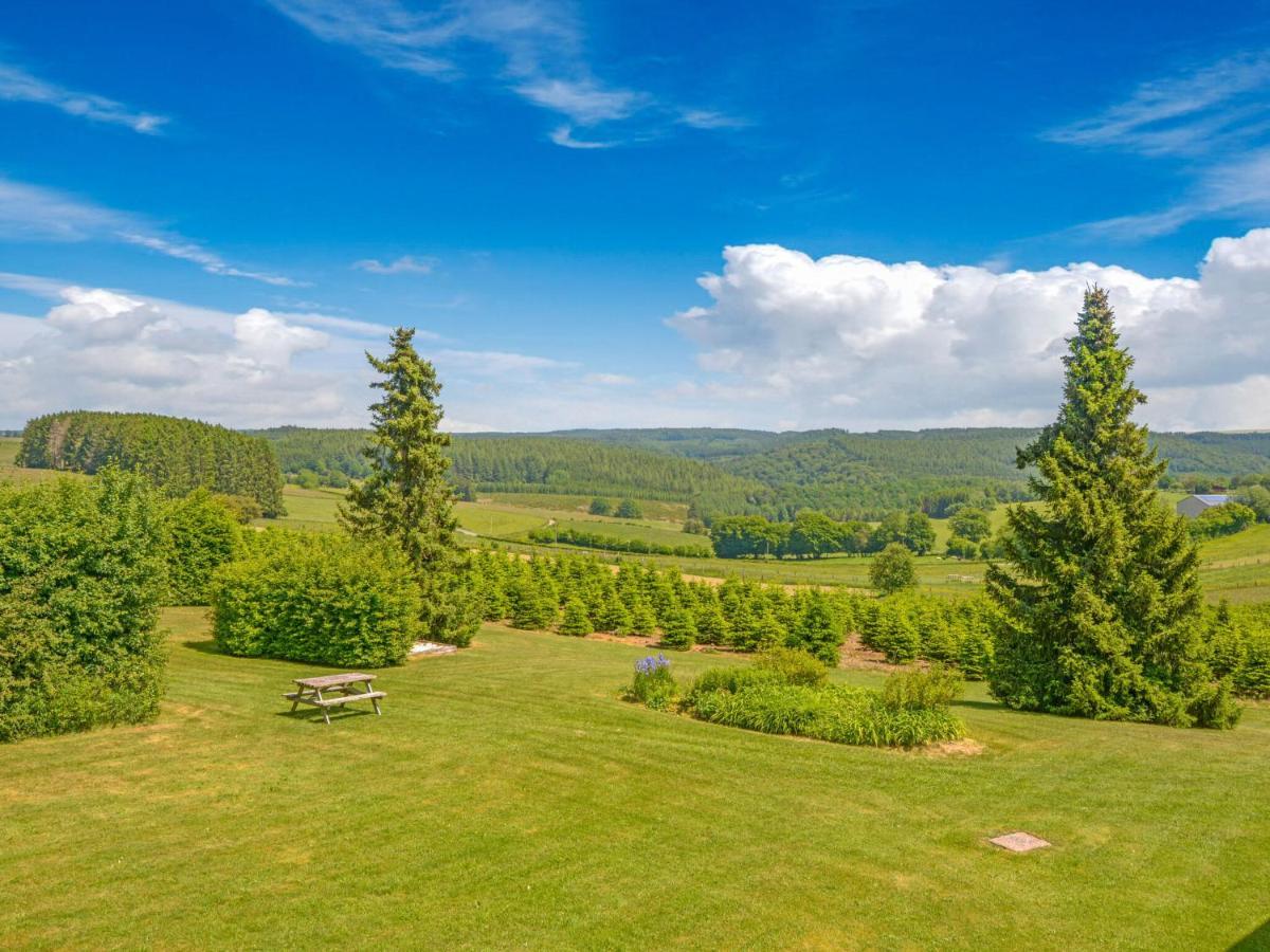 Alluring Holiday Home In Gros Fays With Garden Eksteriør bilde