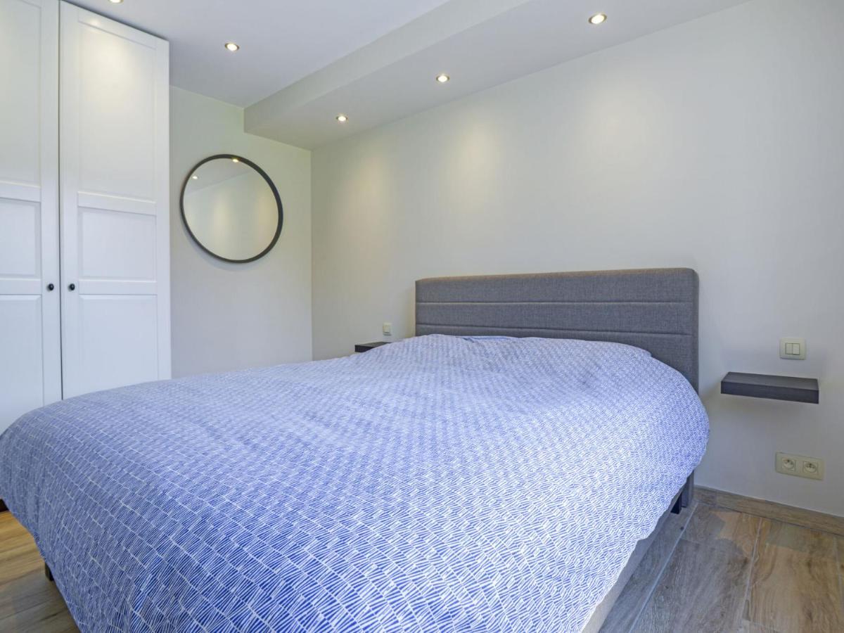 Alluring Holiday Home In Gros Fays With Garden Eksteriør bilde